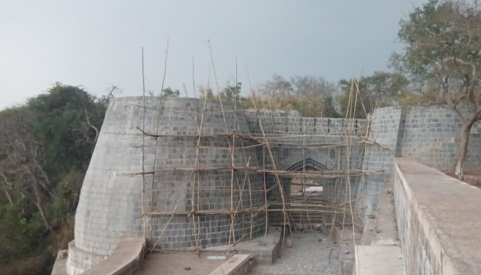 Gateway under conservation at Manikgad Fort